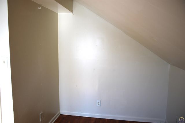 2632-2634 SE Adams St, Topeka, KS 66605