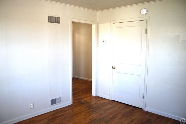 2632-2634 SE Adams St, Topeka, KS 66605