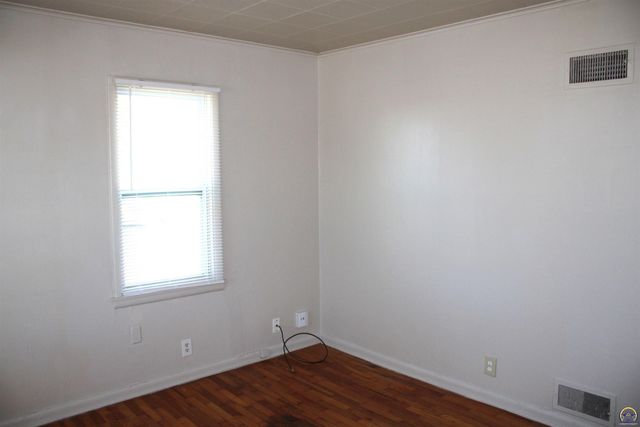 2632-2634 SE Adams St, Topeka, KS 66605