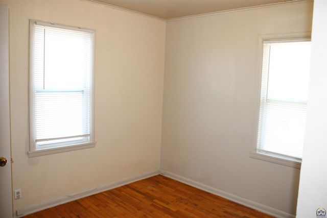 2632-2634 SE Adams St, Topeka, KS 66605