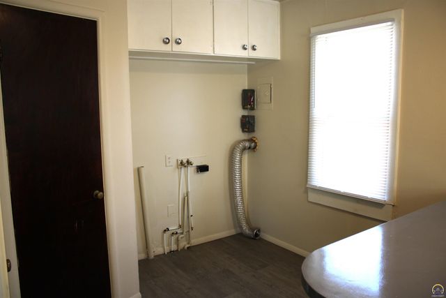 2632-2634 SE Adams St, Topeka, KS 66605