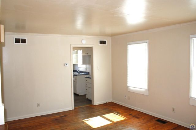 2632-2634 SE Adams St, Topeka, KS 66605