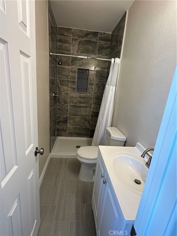 Image 9 of property listing at 363 W Olive Street, San Bernardino, CA 92410