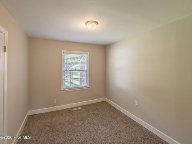 421 E Quinn Street, Beulaville, NC 28518