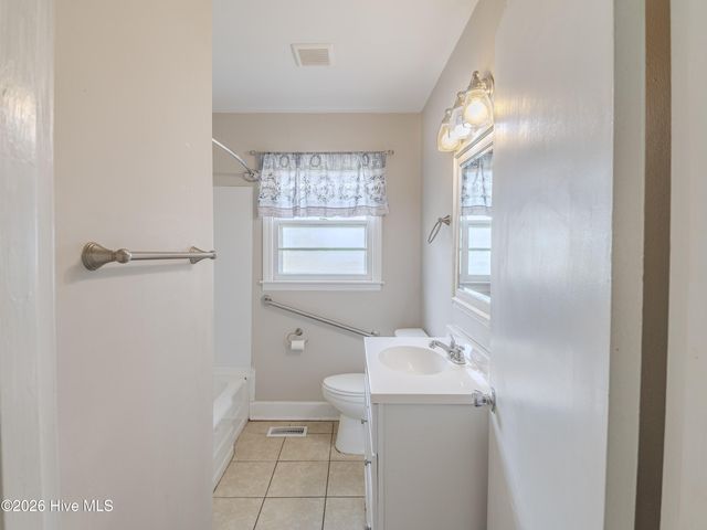 421 E Quinn Street, Beulaville, NC 28518