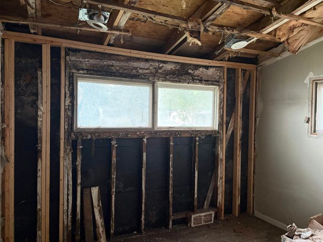 2007 Gilmartin Street, Flint, MI 48503