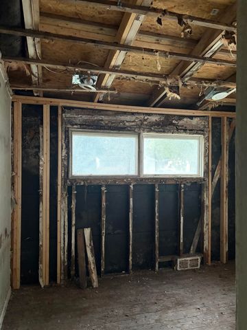 2007 Gilmartin Street, Flint, MI 48503