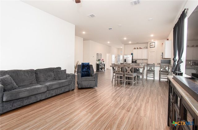 2016 Meridian Loop, Temple, TX 76504