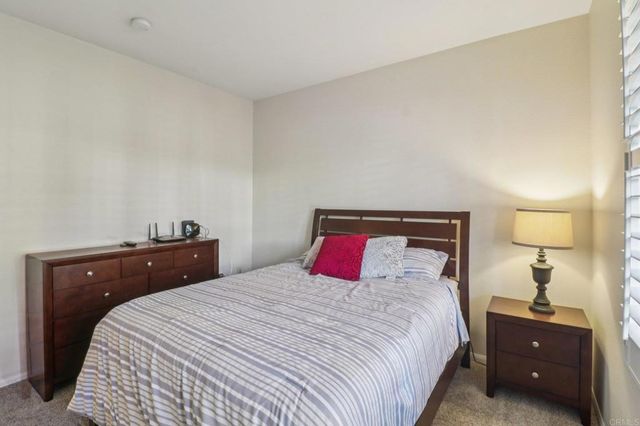 10978 Serafina Lane, San Diego, CA 92128