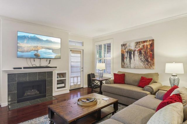 10978 Serafina Lane, San Diego, CA 92128