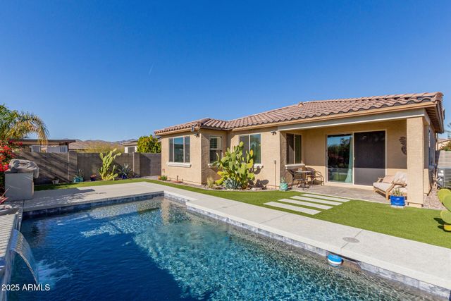 18717 W GEORGIA Avenue, Litchfield Park, AZ 85340