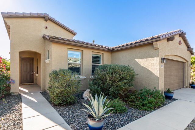 18717 W GEORGIA Avenue, Litchfield Park, AZ 85340