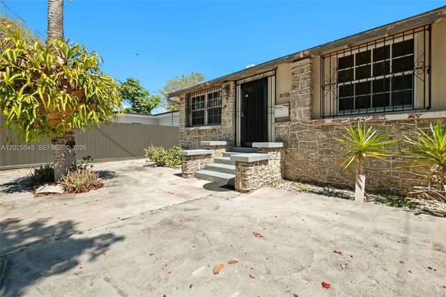 1053 NW 28th St, Miami, FL 33127