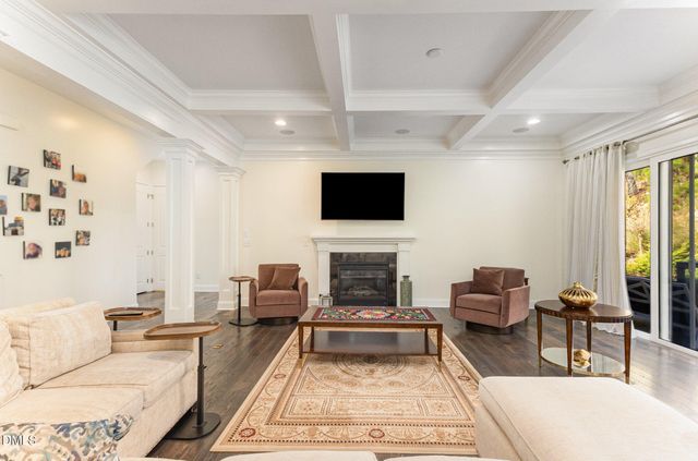 137 Lystra Grant Court, Chapel Hill, NC 27517