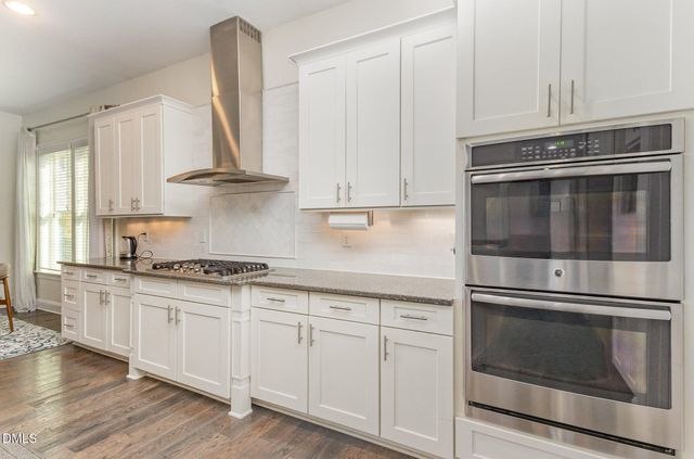 137 Lystra Grant Court, Chapel Hill, NC 27517