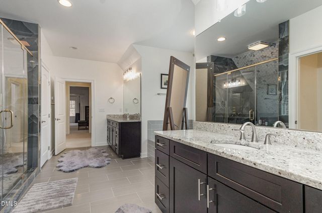 137 Lystra Grant Court, Chapel Hill, NC 27517