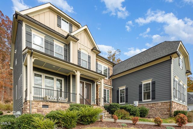 137 Lystra Grant Court, Chapel Hill, NC 27517