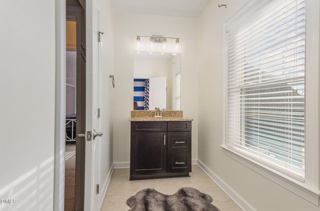 137 Lystra Grant Court, Chapel Hill, NC 27517