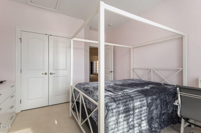 137 Lystra Grant Court, Chapel Hill, NC 27517