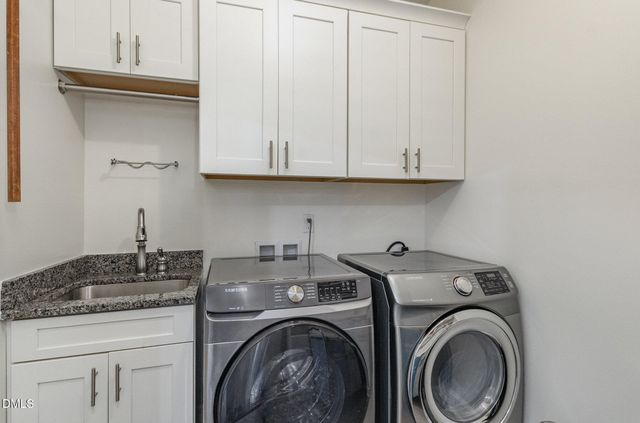 137 Lystra Grant Court, Chapel Hill, NC 27517