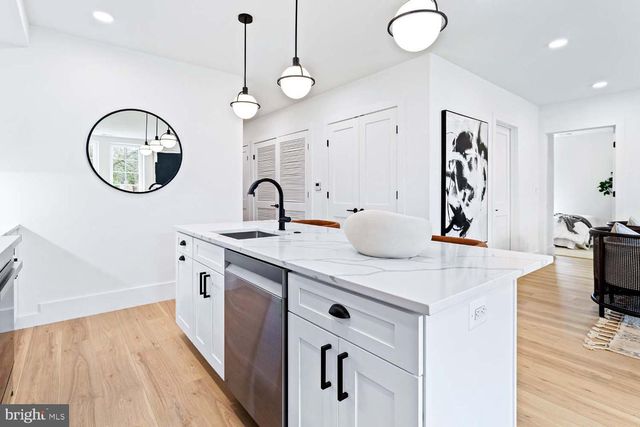 3200 22ND STREET # 203, Washington, DC 20018