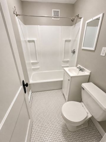 192 Washington Street 304, Lynn, MA 01902