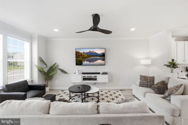 2602 LANHAM HILL CIR, Upper Marlboro, MD 20774