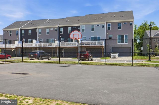 2602 LANHAM HILL CIR, Upper Marlboro, MD 20774