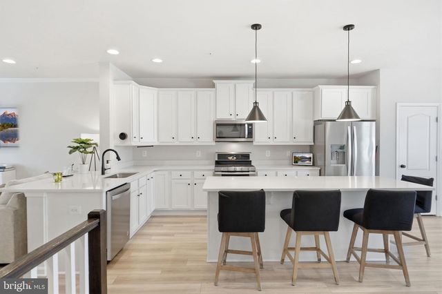 2602 LANHAM HILL CIR, Upper Marlboro, MD 20774
