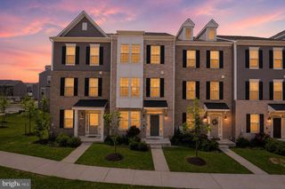 2602 LANHAM HILL CIR, Upper Marlboro, MD 20774