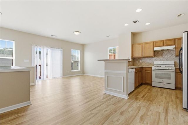 776 Arbor Gate Lane, Lawrenceville, GA 30044