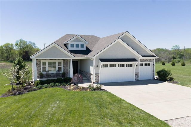 25865 Primrose Lane, Lawrence, KS 66044