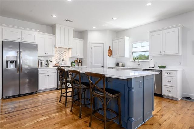 25865 Primrose Lane, Lawrence, KS 66044