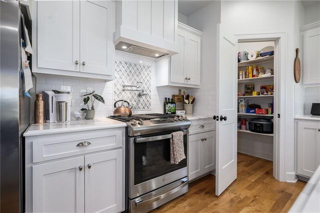 25865 Primrose Lane, Lawrence, KS 66044