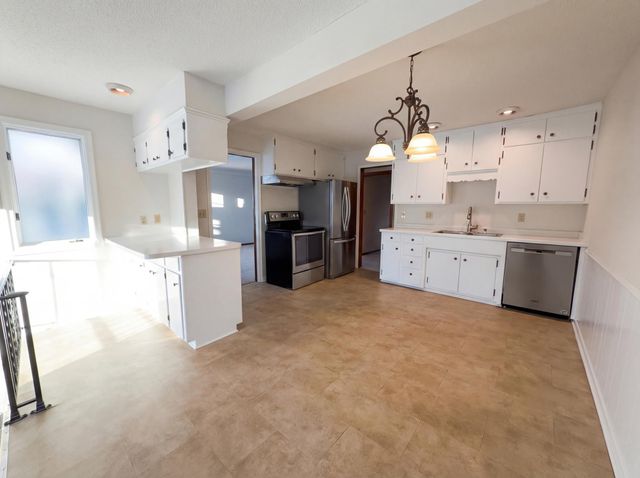 973 Bidwell Street, West Saint Paul, MN 55118