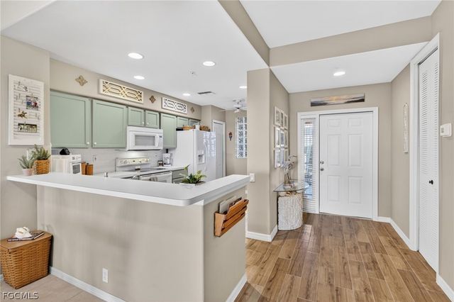 16450 Millstone CIR 205, Fort Myers, FL 33908