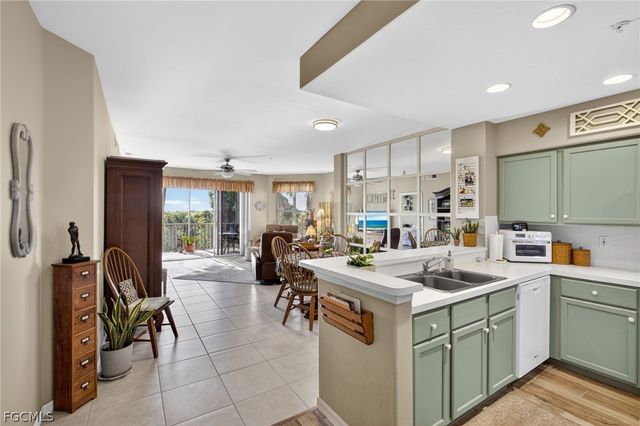 16450 Millstone CIR 205, Fort Myers, FL 33908