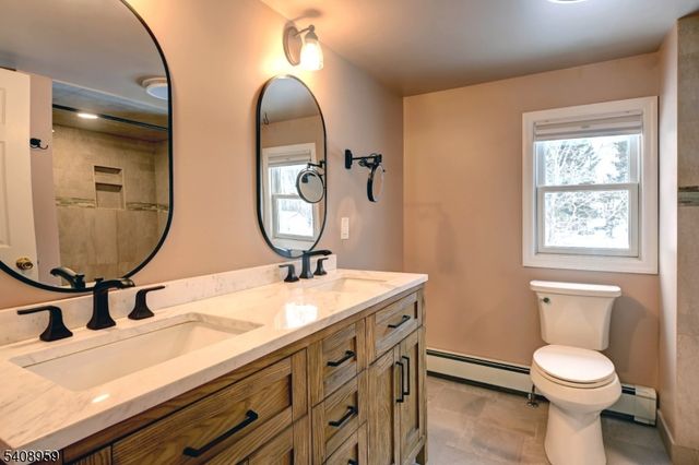 2 Marvin Rd, Pequannock Twp., NJ 07444