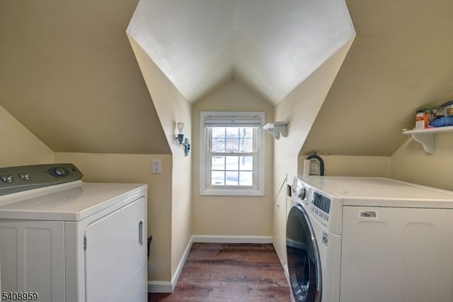 2 Marvin Rd, Pequannock Twp., NJ 07444