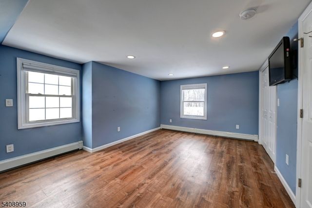 2 Marvin Rd, Pequannock Twp., NJ 07444