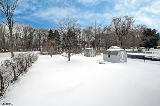 2 Marvin Rd, Pequannock Twp., NJ 07444