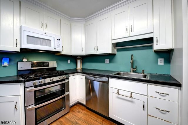 2 Marvin Rd, Pequannock Twp., NJ 07444