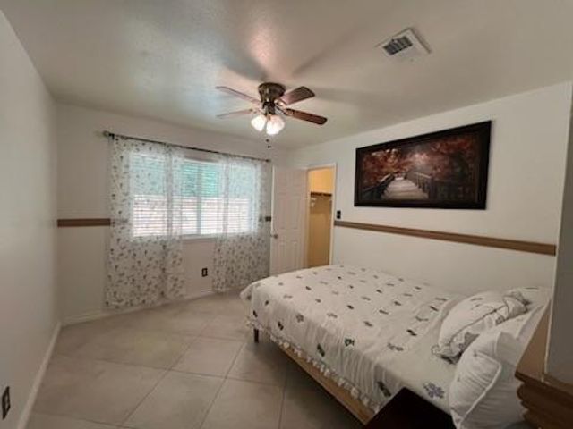 5 Deerfoot Court, The Woodlands, TX 77380