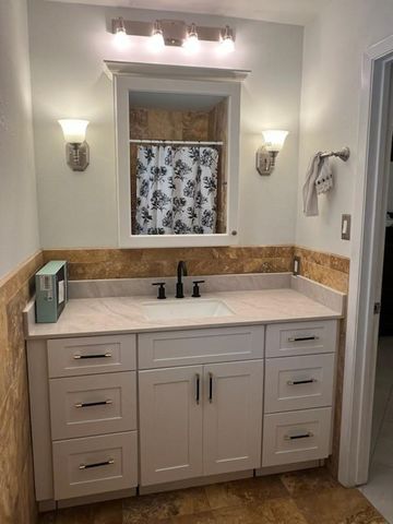 5 Deerfoot Court, The Woodlands, TX 77380