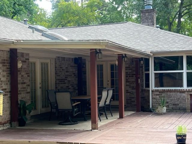 5 Deerfoot Court, The Woodlands, TX 77380