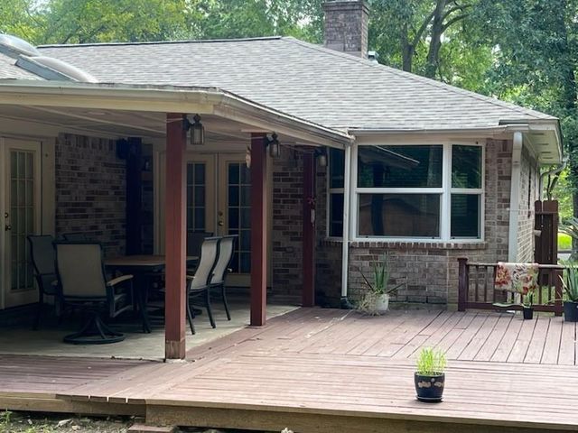 5 Deerfoot Court, The Woodlands, TX 77380