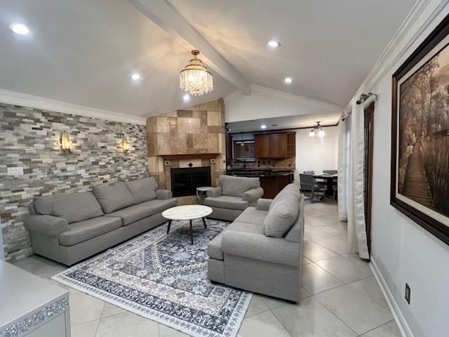 5 Deerfoot Court, The Woodlands, TX 77380