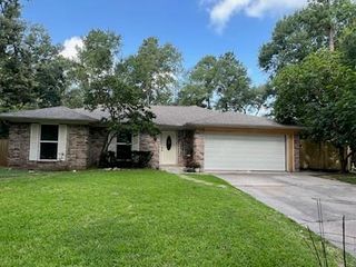 5 Deerfoot Court, The Woodlands, TX 77380