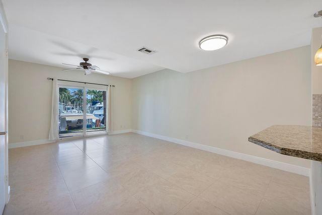 2571 NE 15TH Street, Pompano Beach, FL 33062
