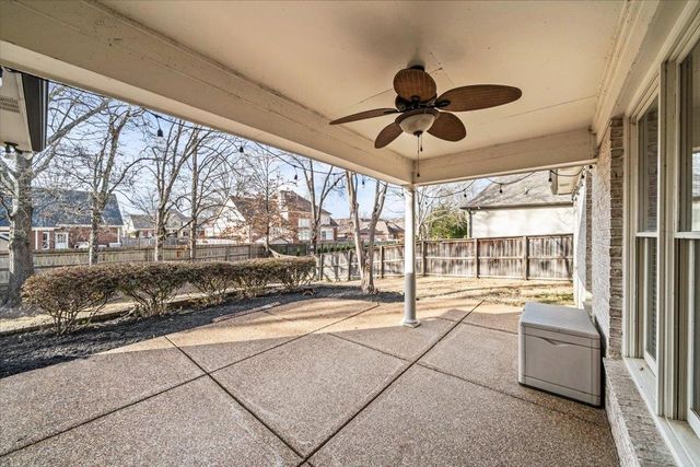 1581 BRACKENSHIRE LN, Collierville, TN 38017